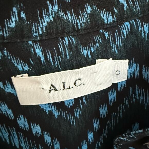 A.L.C. Women's Long Sleeve Button Down Blouse Blue Black Size 0 100% Silk - Picture 4 of 9